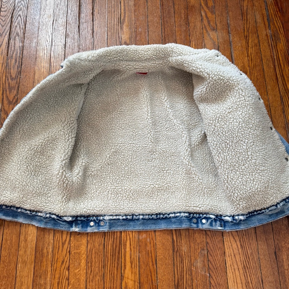 70’s Vintage Levi’s Sherpa Lined Denim Trucker Jacket - Picture 8 of 16